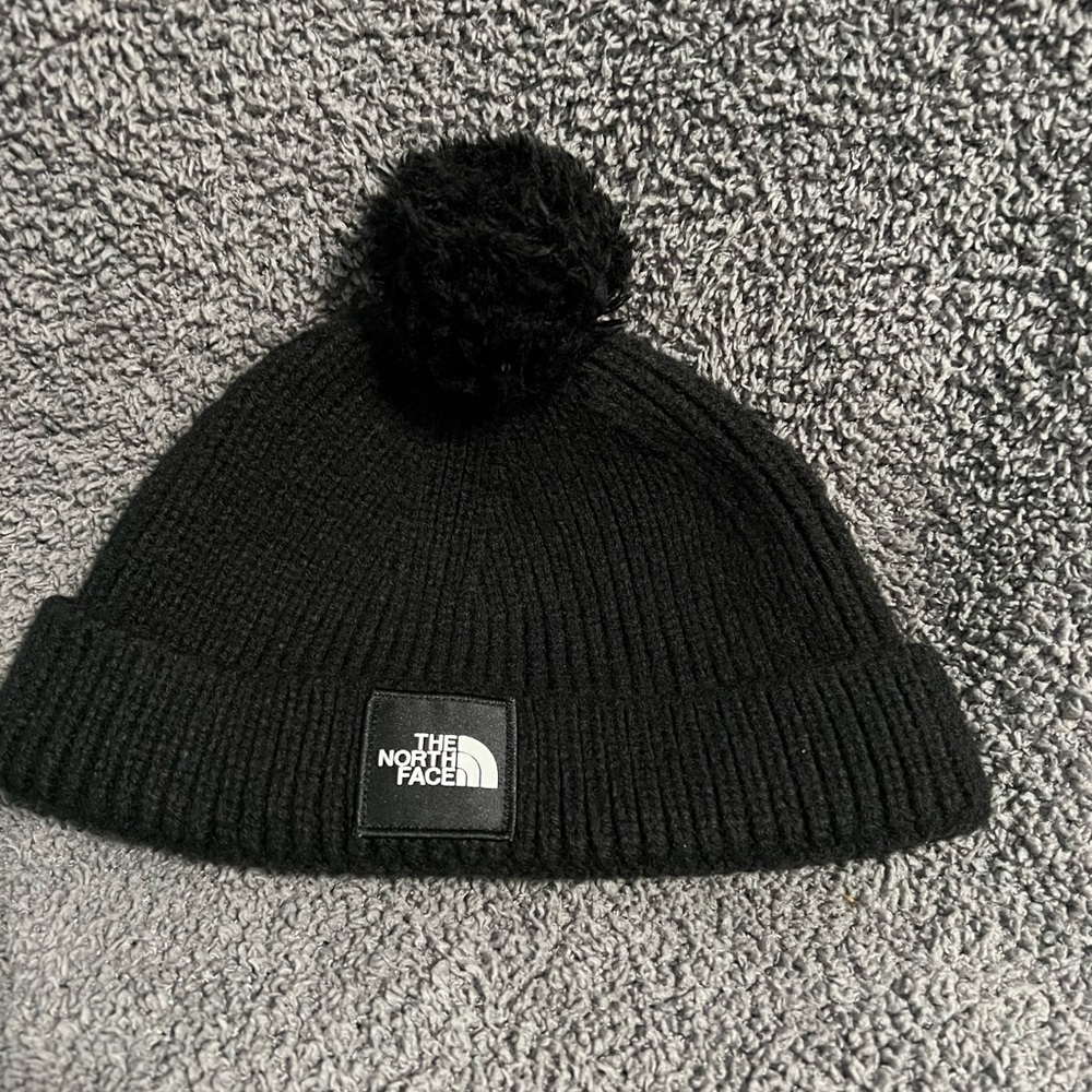 Boys Northface beanie hat